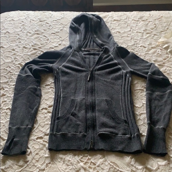 Like new condition. Worn only twice. - Picture 1 of 7